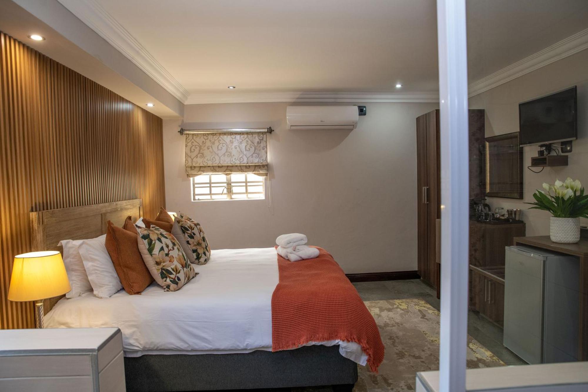 Iso'Bella Vita Guesthouse Палаборва Стая снимка