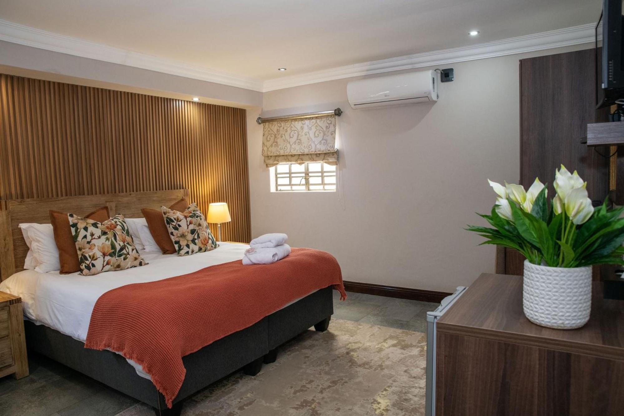 Iso'Bella Vita Guesthouse Палаборва Екстериор снимка