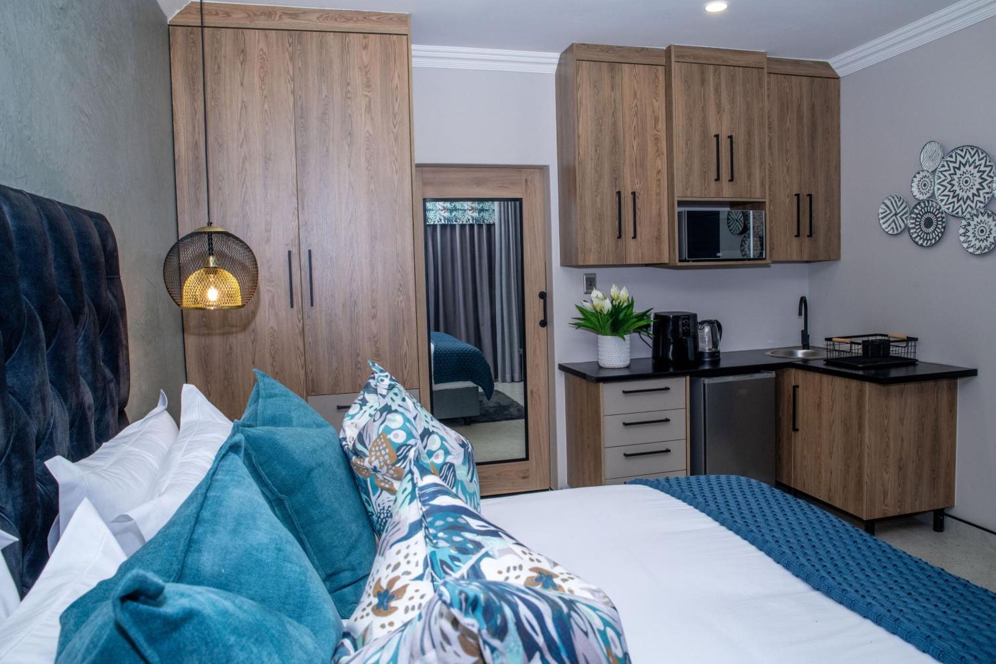 Iso'Bella Vita Guesthouse Палаборва Екстериор снимка